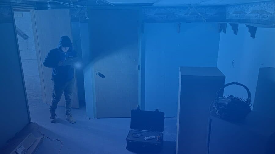Moisture assessment with thermal imaging in basement